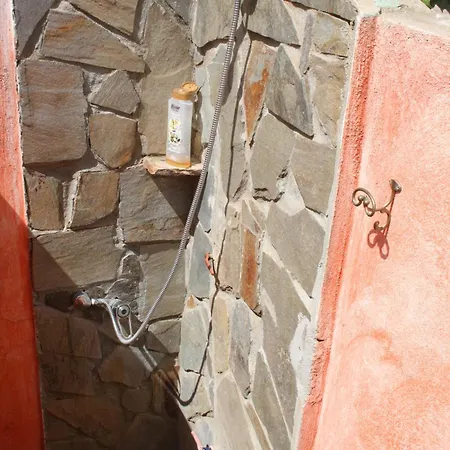 Residenza Janas فيلاّسيمِيوس